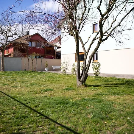 Au Petit Bonheur Apartament