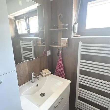 Au Petit Bonheur Apartament *